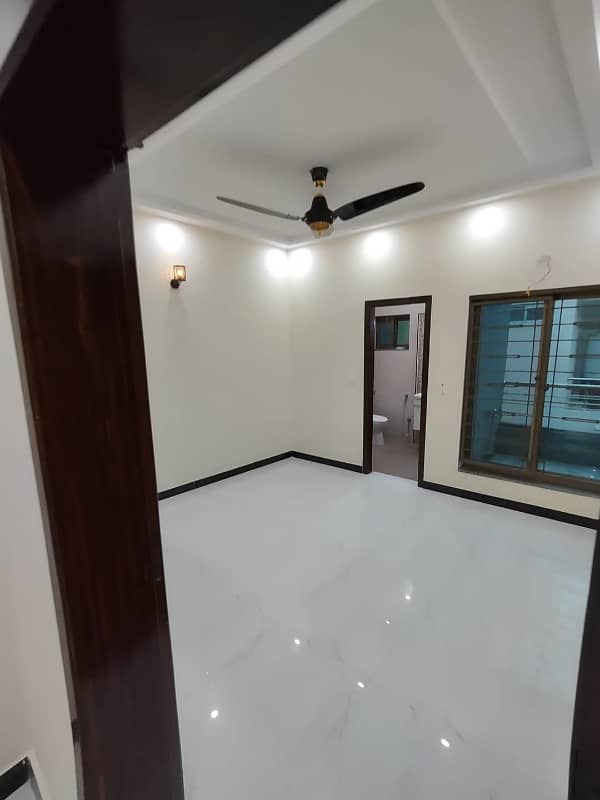 Slightly Used beautiful design 10 marla house for rent in dha phase 1 6