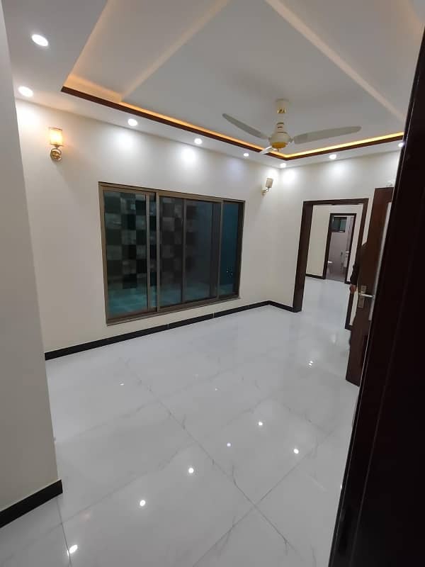 Slightly Used beautiful design 10 marla house for rent in dha phase 1 9