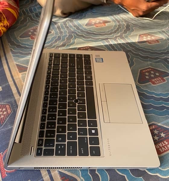 Hp elitebook G5 840 3