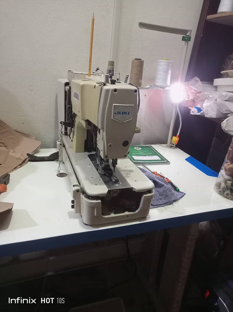 Juki 781 KAAJ   machine in good condition urgent sell 0