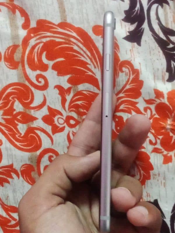 Iphone 6s Non PTA 10/10 condition 2