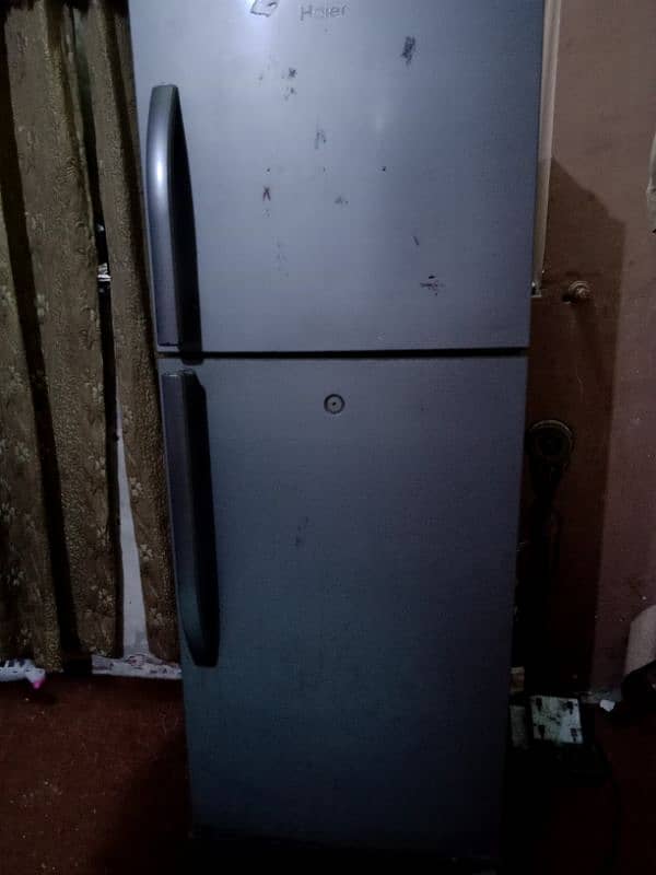 Haier fridge HRF-246 2