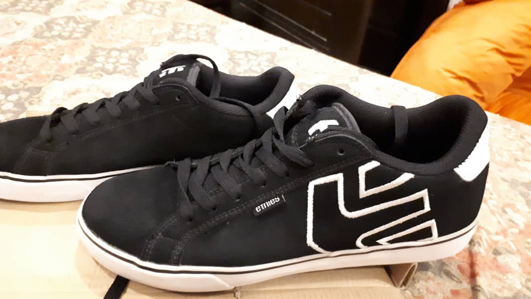 Etnies sneakers 3