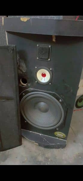 urgent sale 12 inch speaker pair big box heavy sound bass 3