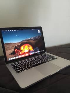  Power Meets Portability: MacBook Pro (Retina, 13-inch) for Sale! 