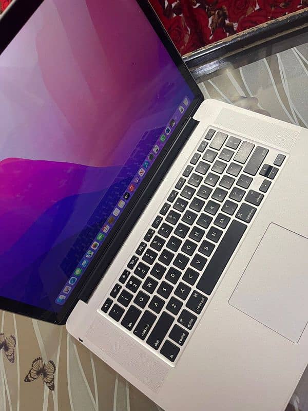 MacBook 2015 pro 3