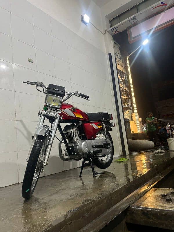 Honda 125 lush condition urgent sale 6