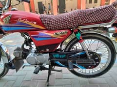 HONDA CD70 FOR SALE IN GENUINE.