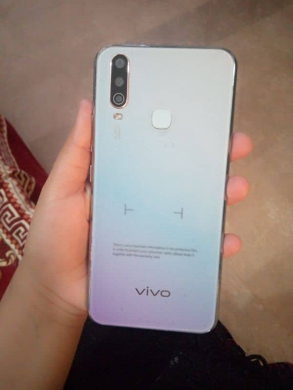 vivo y17 1