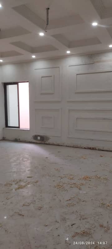 4 Kanal Commercial Building For Rent | Gulberg 3 | Lahore 8