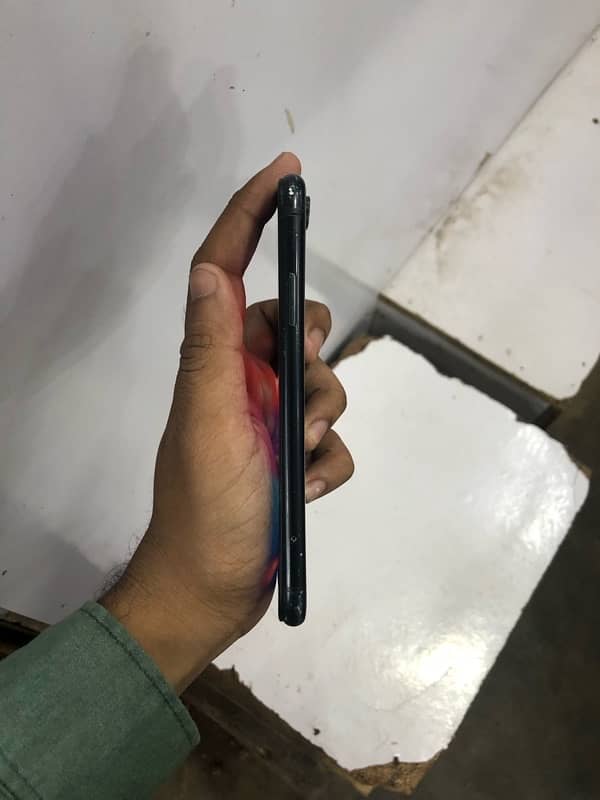 iPhone XR memory 64gb panlel change Face ID offf battery service 2