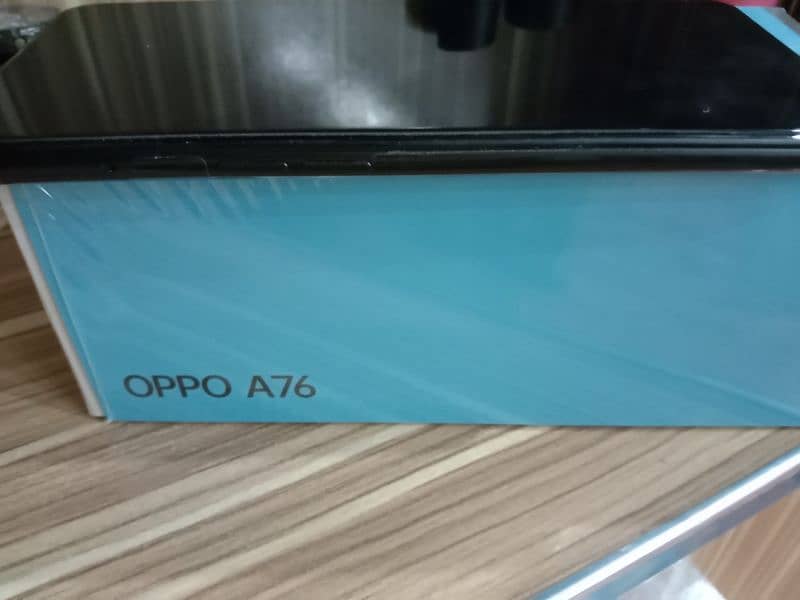 Oppo A76 1