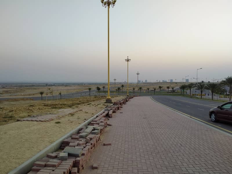 Precinct 16 Residential plot of 250 Square yards near Grand Jamia Mosque in Bahria Town Karachi 4