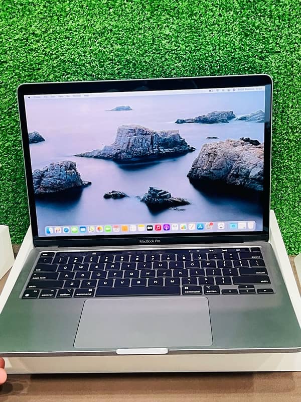 Macbook Pro 2020 M1 Chip 13”inch 16Gb Ram 1Tb SSD 1