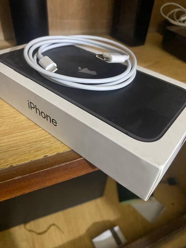 IPhone 11 (128gb) PTA Approved 9