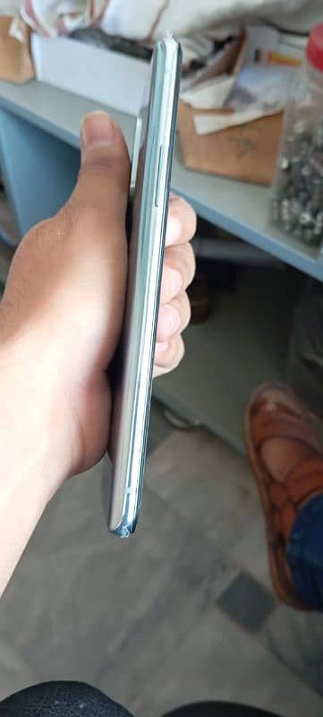 one plus 8T 1