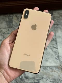 iphone xs max Dual sim pta aproved gold 64gb complete box waterpack