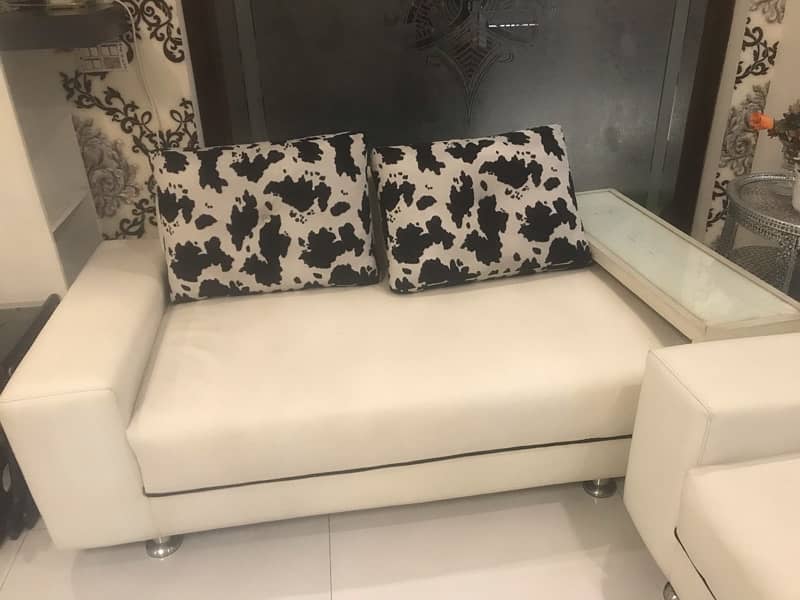 black and white 6 seater sofa set with 3 tables 2