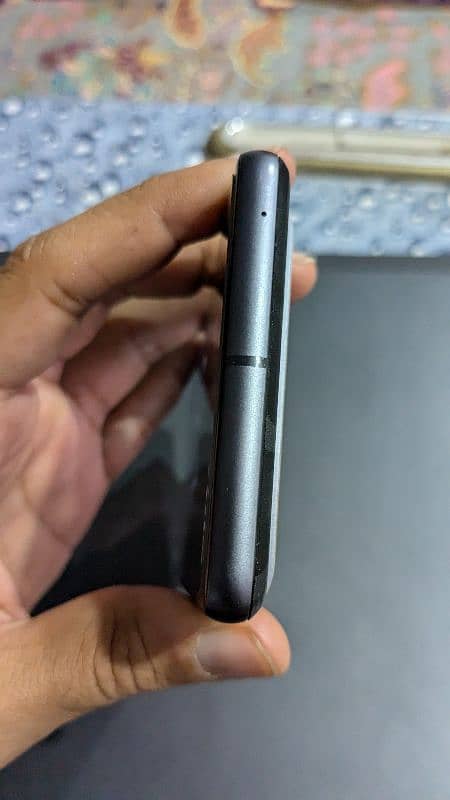 Google Pixel 7 Official PTA Approved Dual SIM 5