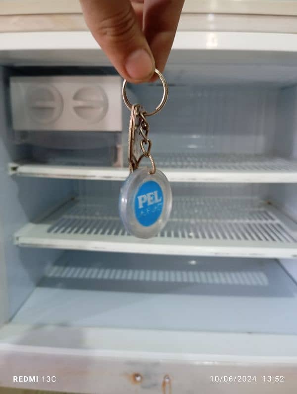 PEL REFRIGERATOR HOME USE 3