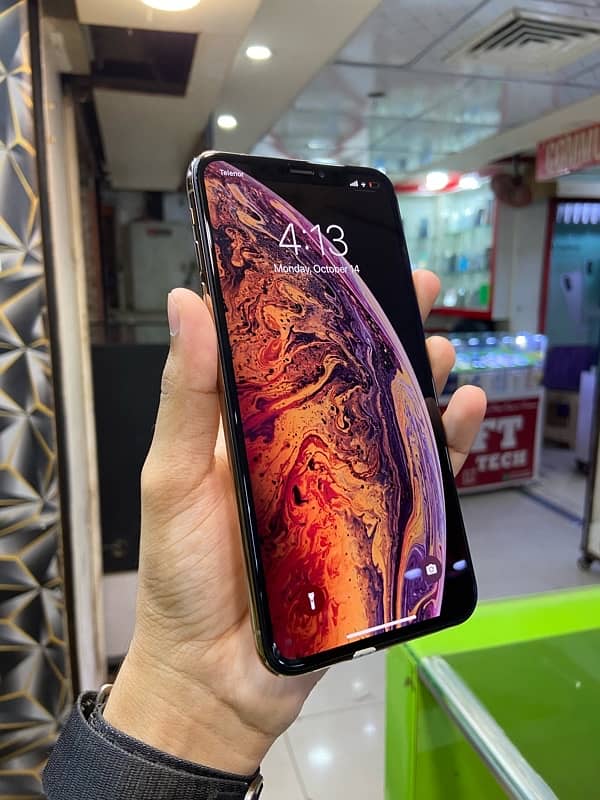 IPHONE XS MAX (256GB) 1