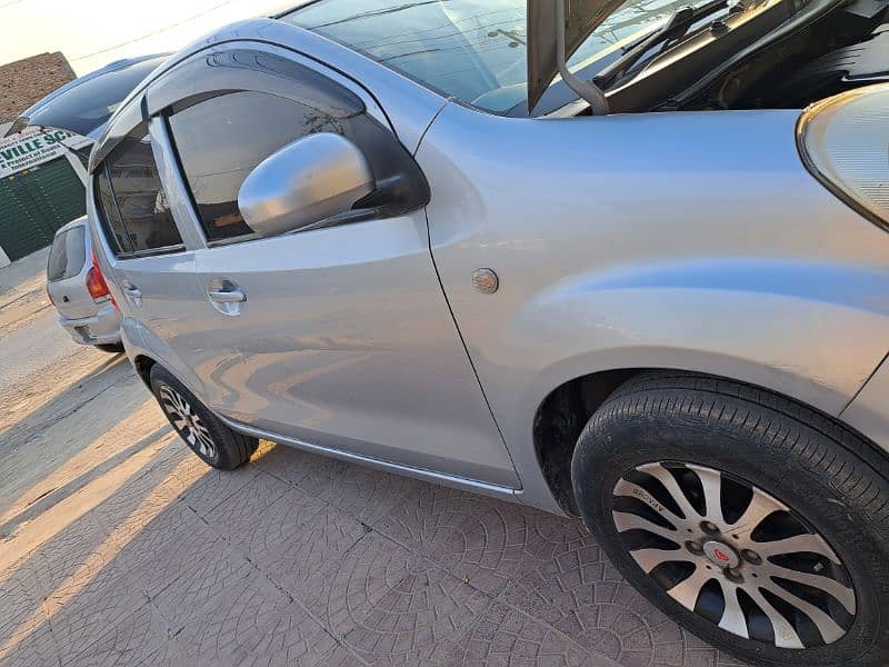 Toyota Passo 2015 3