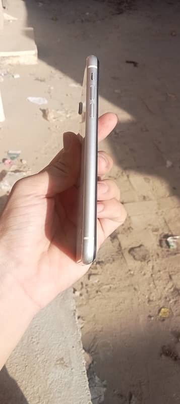 IPhone XR 256GB non PTA 9