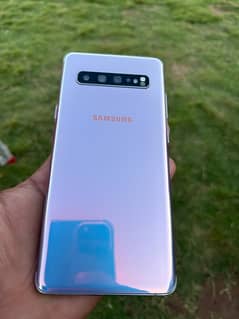 Samsung s10 5g (8/256) 0