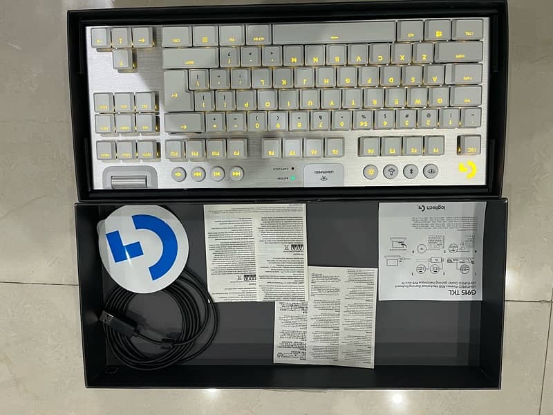 logitech g915 tkl new 4