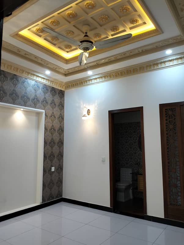 5Marla Brand New luxury House For Sale in johar Town hot location 16