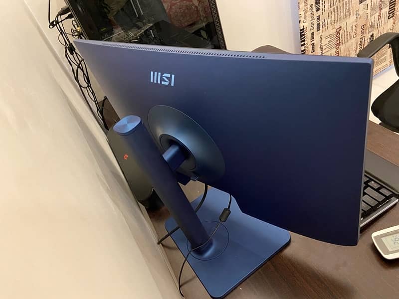 MSI, Modern MD241P ultramarine 4