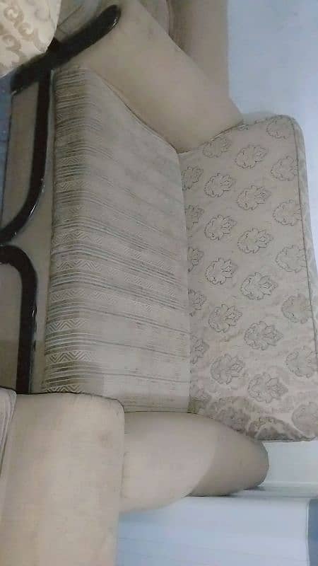 7 seater woodin sofa urgent sale AJ ke din me sale krna ha 0