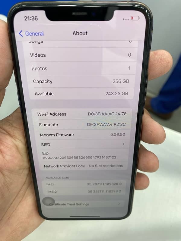 iphone 11 pro max 256Gb gold dual pta 90 health airtiet 6