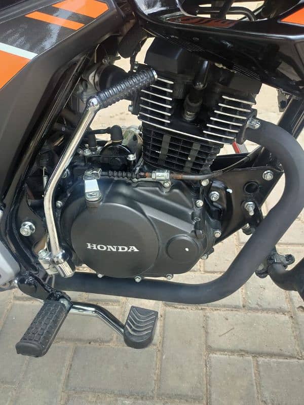 Honda CB-150f model 2022 1