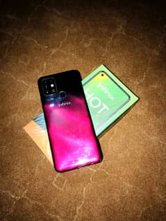 infinix hot 10 4gb 64gb with box and charger