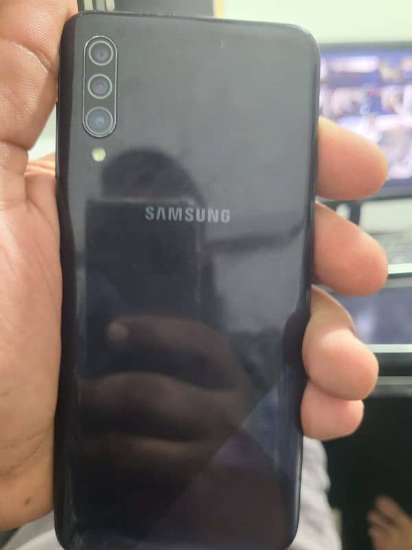 Samsung A30s 1