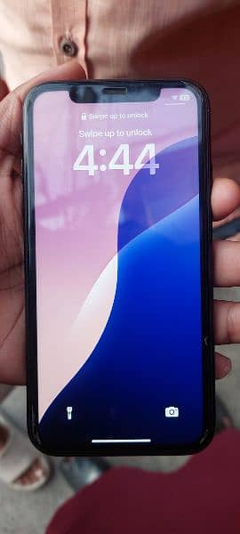 I phone xr 10 by 10 condition factory unlock 4 64 gb 0