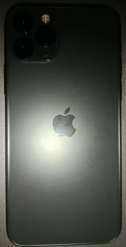 iPhone 11 pro 8