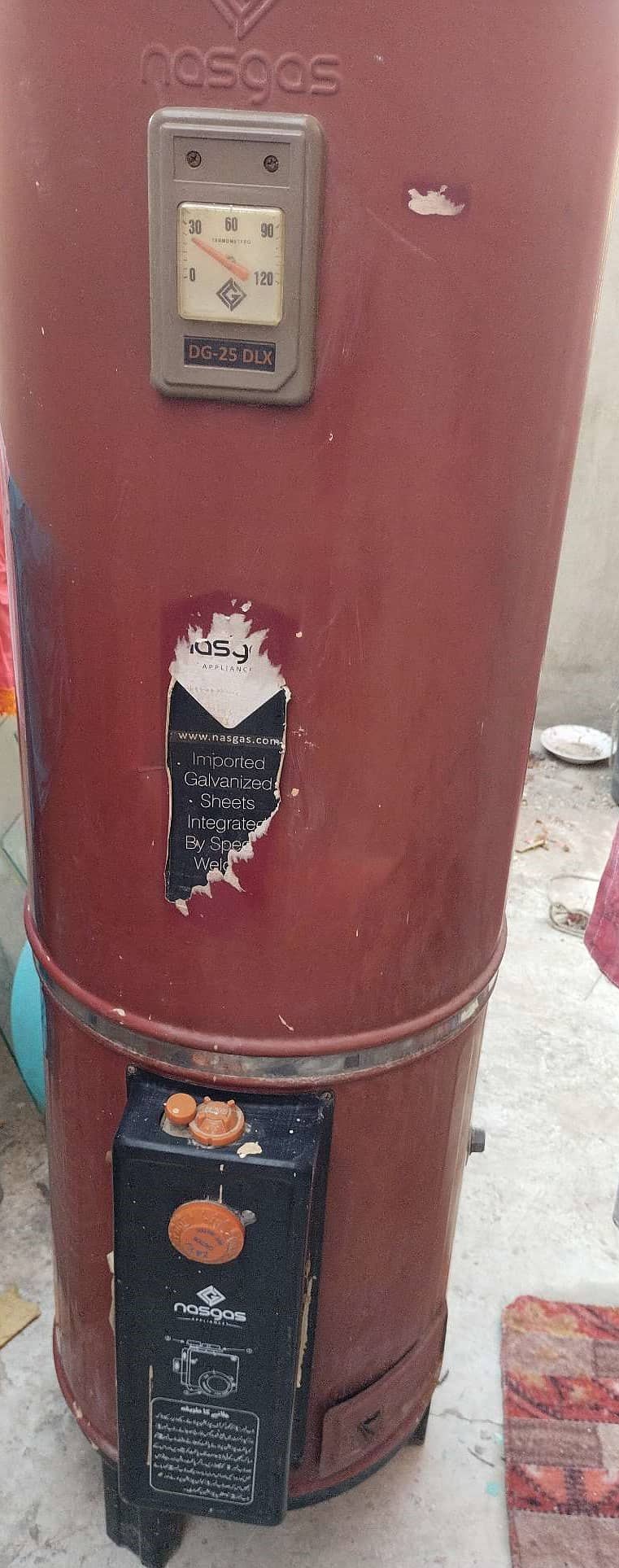 URGENT FOR SALE Nasgas Gas Geyser DG-25 Ltr DLX Contact # 0321 8883532 4