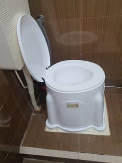 Full Plastic Commode Chair 03122348308