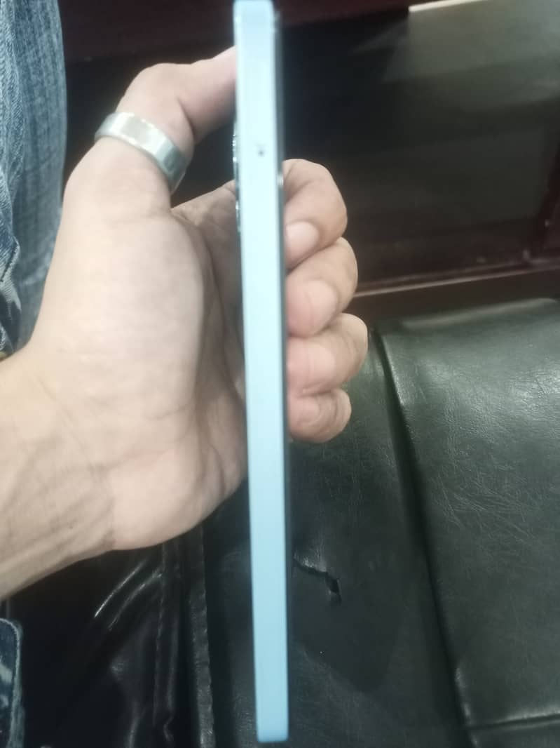 Realme note 50 4+64 lush condition 7