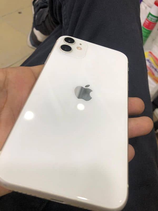 iphone 11 (64Gb) 3