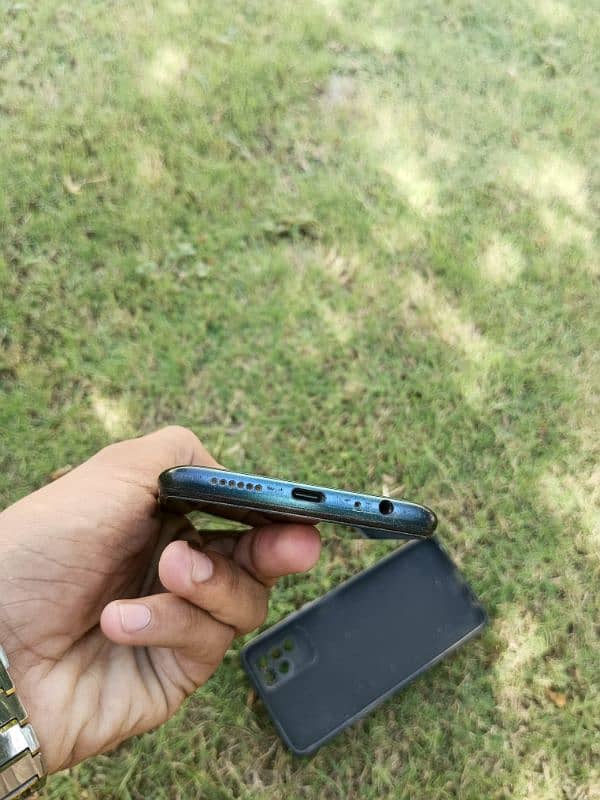 infinix NOTE 10. . . 6GB 128 GB 3