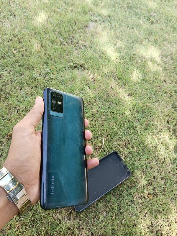 infinix NOTE 10. . . 6GB 128 GB 6