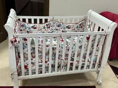 baby cot