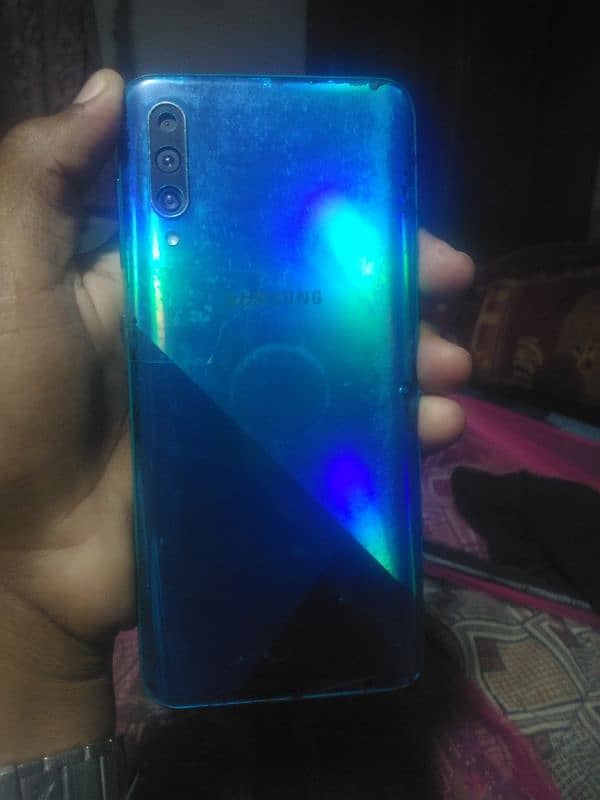 Samsung Galaxy A30s 1