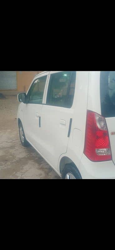 Suzuki Wagon R 2018 5