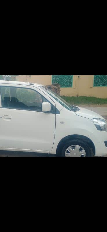 Suzuki Wagon R 2018 9