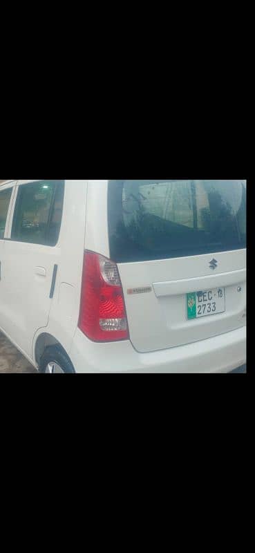 Suzuki Wagon R 2018 11