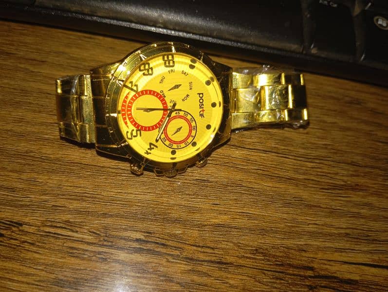 positif Watch Gold colour 2